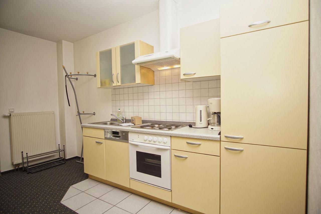 Nah Am Meer, Ruhige Lage, Gratis Nutzung Vom Ahoi Erlebnisbad Und Sauna In Sellin - Haus Inselblick Fewo 01 Goehren  Esterno foto