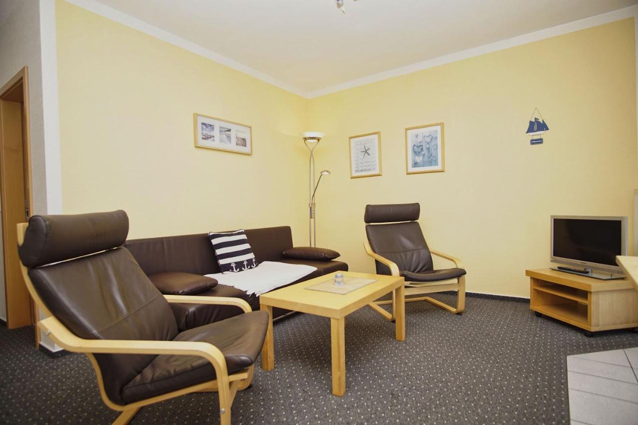 Nah Am Meer, Ruhige Lage, Gratis Nutzung Vom Ahoi Erlebnisbad Und Sauna In Sellin - Haus Inselblick Fewo 01 Goehren  Esterno foto